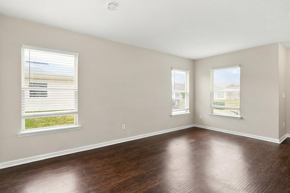 7422 Hawks Cliff Dr - Photo 7 of 16