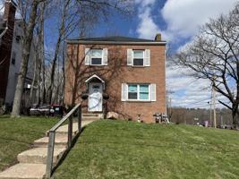 featured image of 325 E Englewood Ave