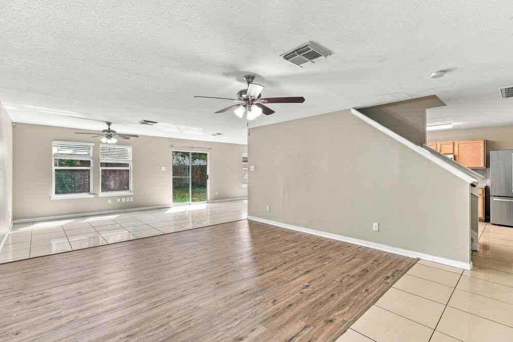 12510 Aarons Way Dr - Photo 4 of 17