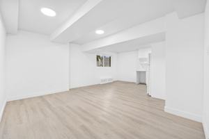 featured image of 1400 Rue Lavallée #18