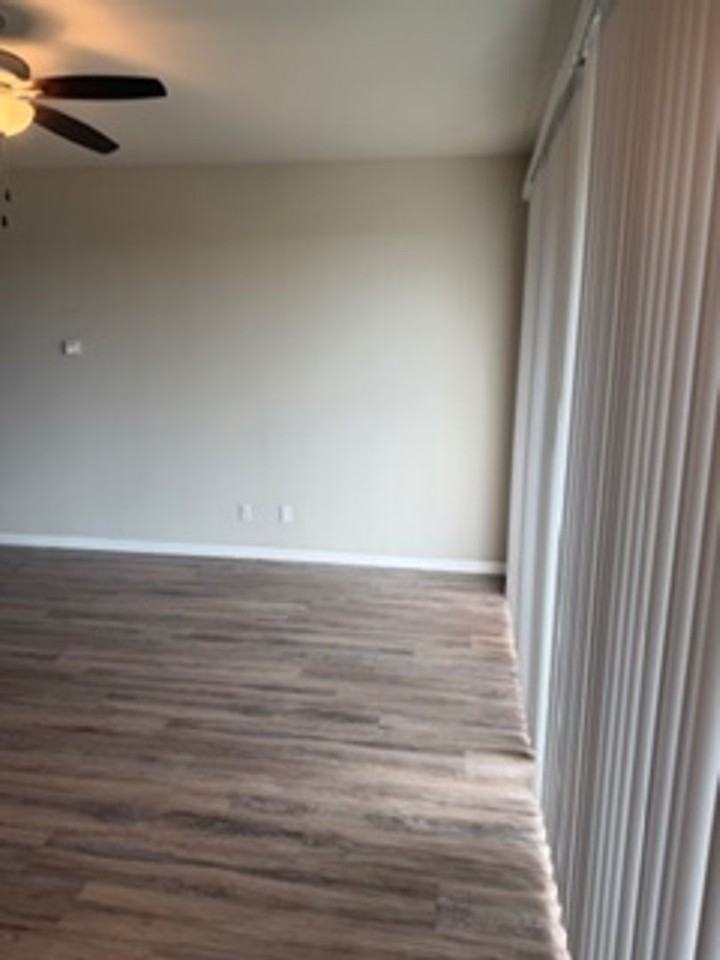 5017td - Photo 5 of 50