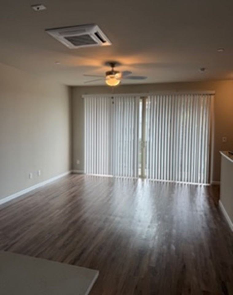 5017td - Photo 6 of 50