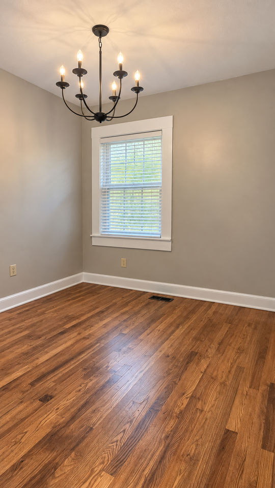 1005 10th Ave - Photo 3 of 8