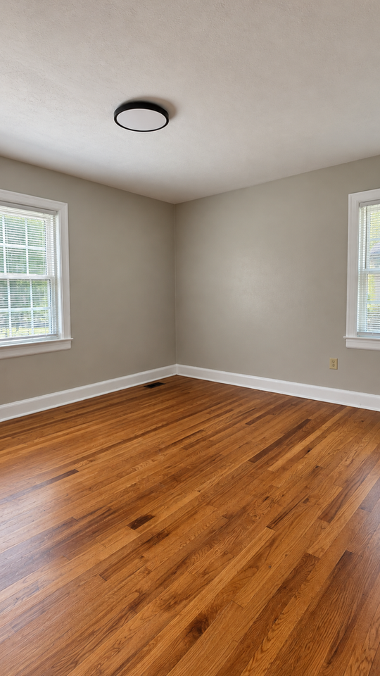 1005 10th Ave - Photo 7 of 8