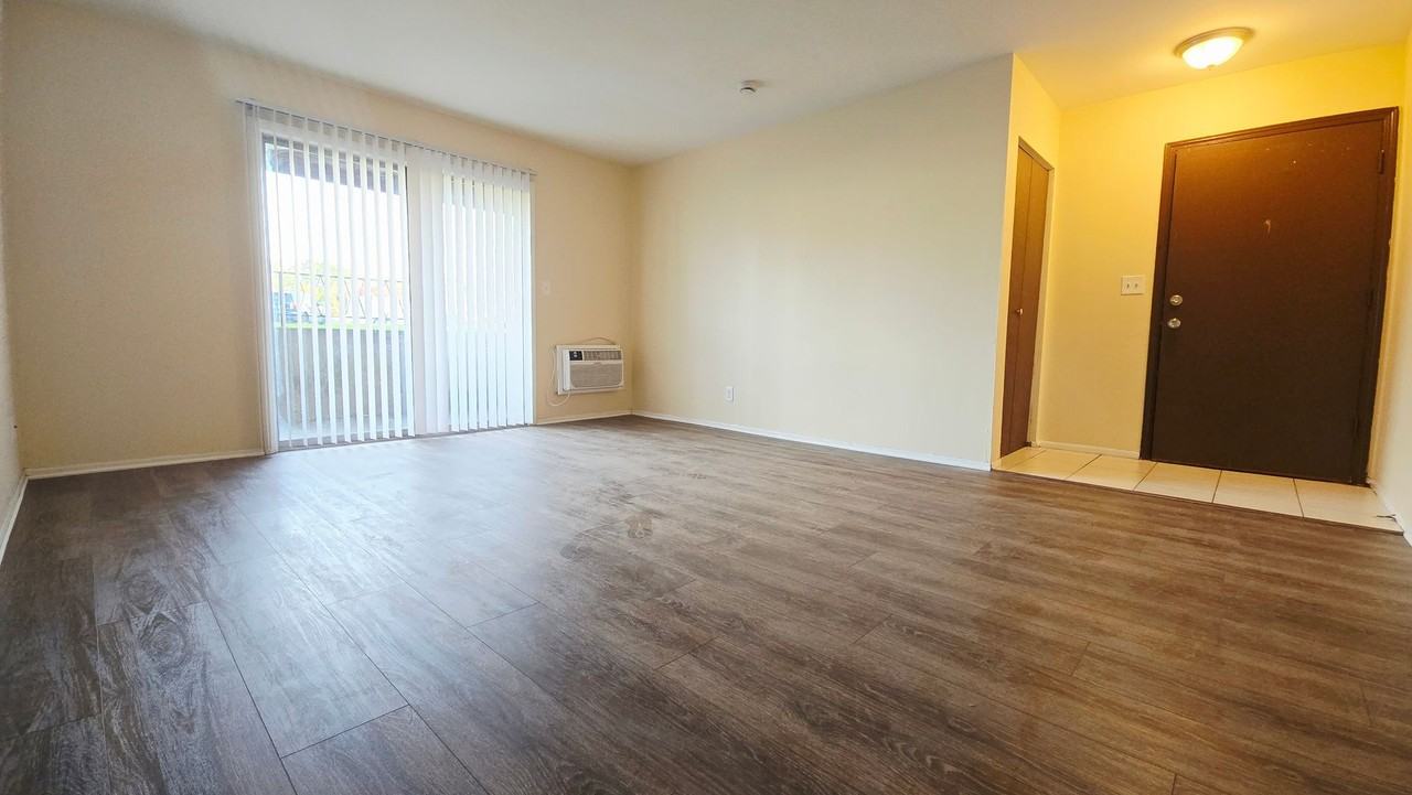 Riverside Terrace Apartments - Photo 2 of 13