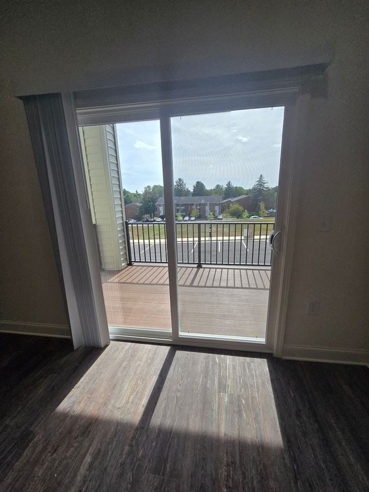 703 Clay Street SE - Photo 4 of 31