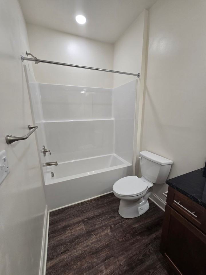 703 Clay Street SE - Photo 6 of 31