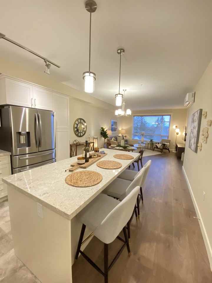 8526 202B Street #403 - Photo 2 of 21