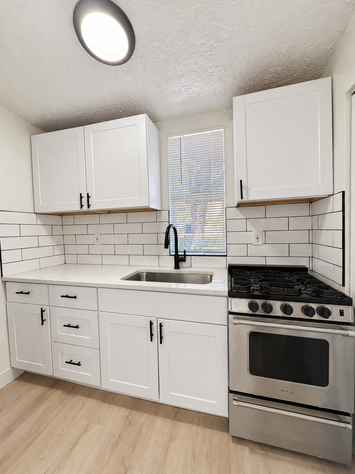 614 E 600 S #2 - Photo 6 of 16