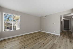 Sunny Creek Apts. - Photo 1 of 1