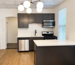 1401 N Oakley - Photo 1 of 1