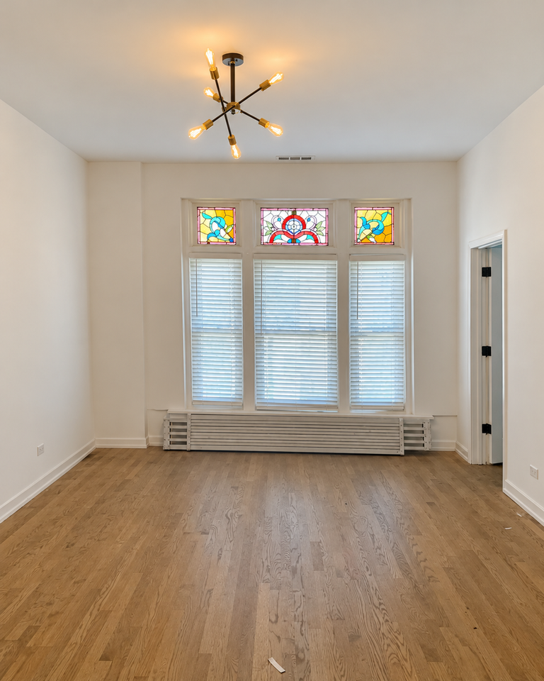 1401 N Oakley - Photo 4 of 20