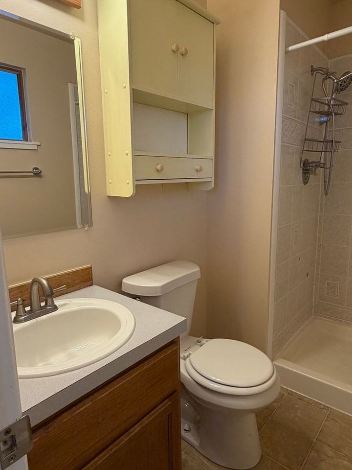 8313 Peakview Dr - Photo 2 of 2