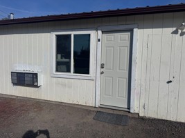 featured image of 2414 Empire Dr