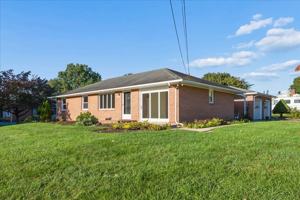 featured image of 22157 Holiday Dr