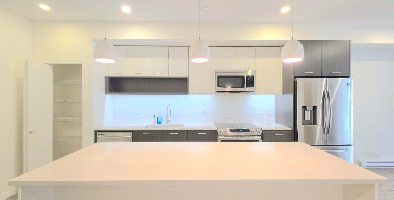 20087 68 Avenue #B215 - Photo 4 of 28