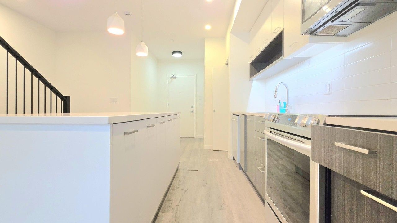 20087 68 Avenue #B215 - Photo 6 of 28
