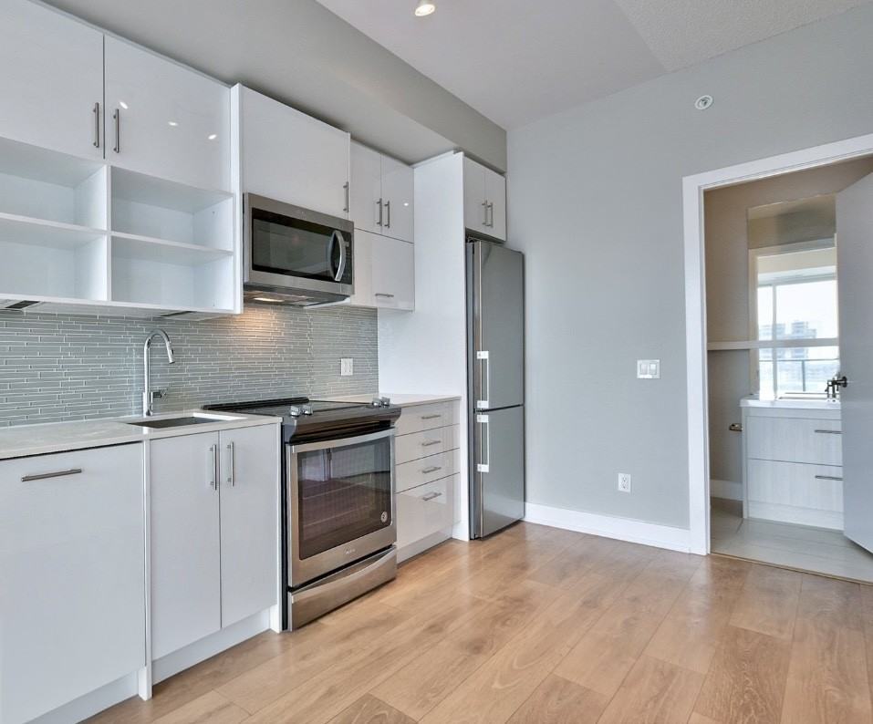 128 Fairview Mall Drive #812 - Photo 6 of 22