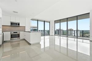 featured image of SW 7th St & S Miami Ave