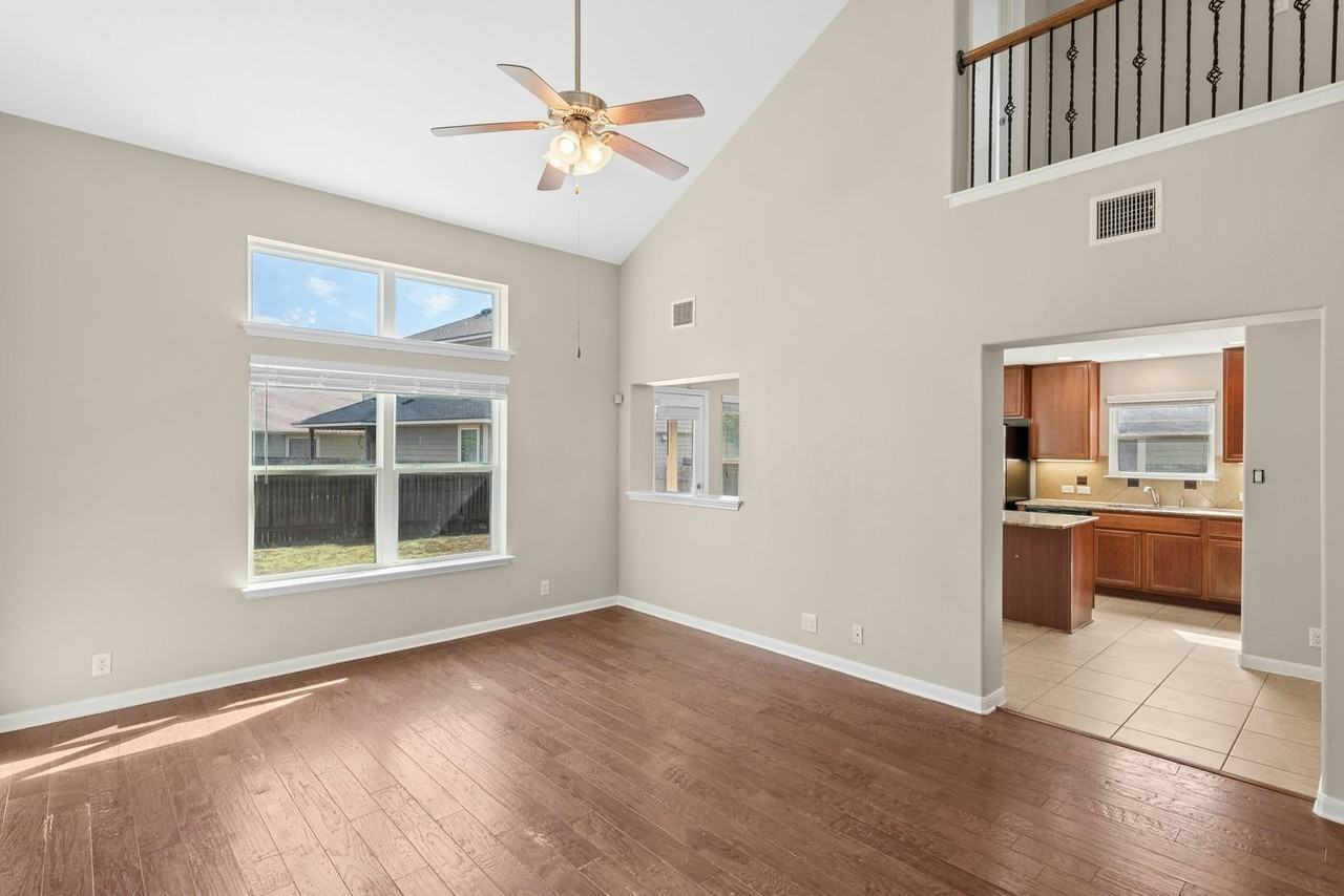 8513 Wood Stork Dr - Photo 7 of 27