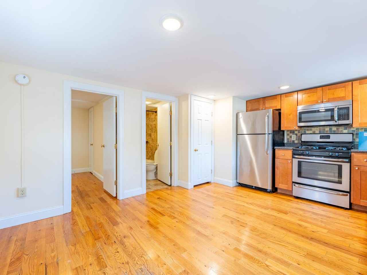 155 North St - Photo 3 of 11