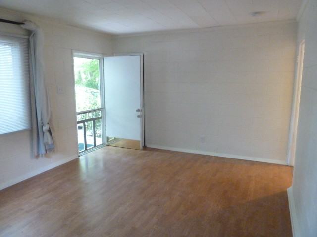 210 Andrews Ln - Photo 3 of 20