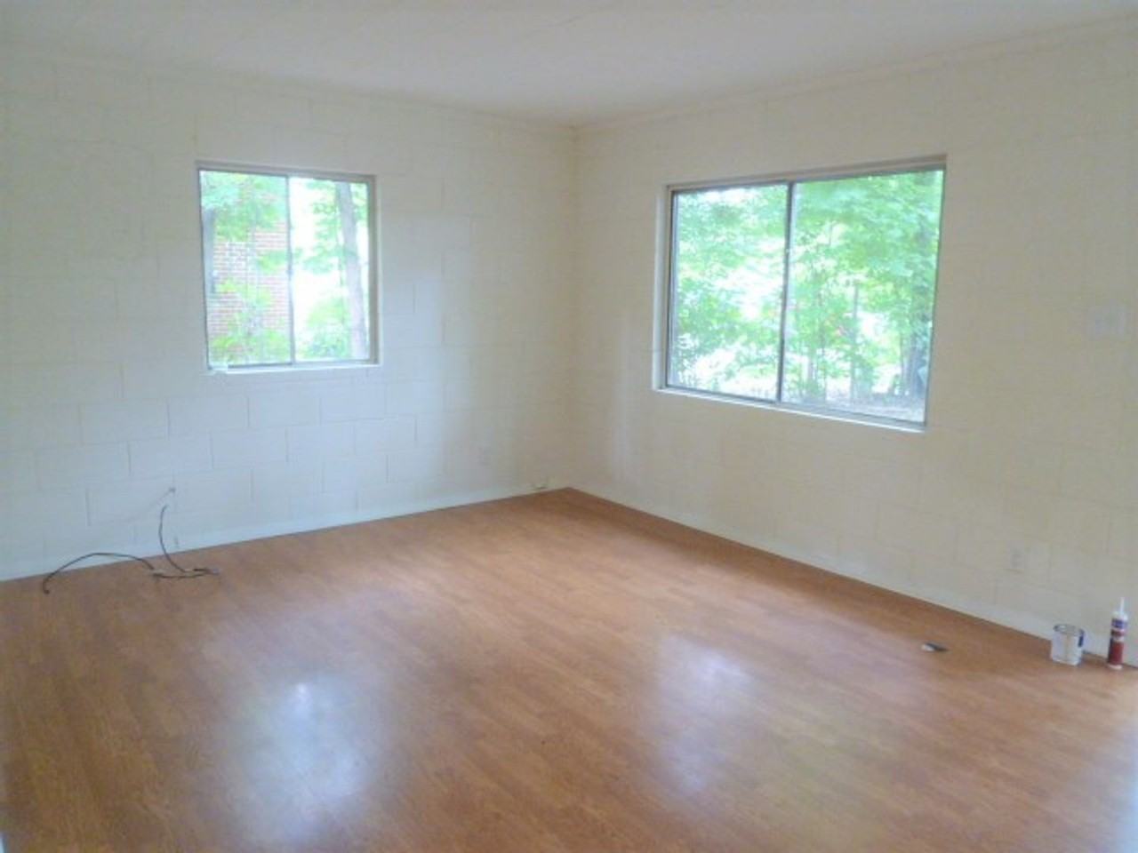 210 Andrews Ln - Photo 4 of 20