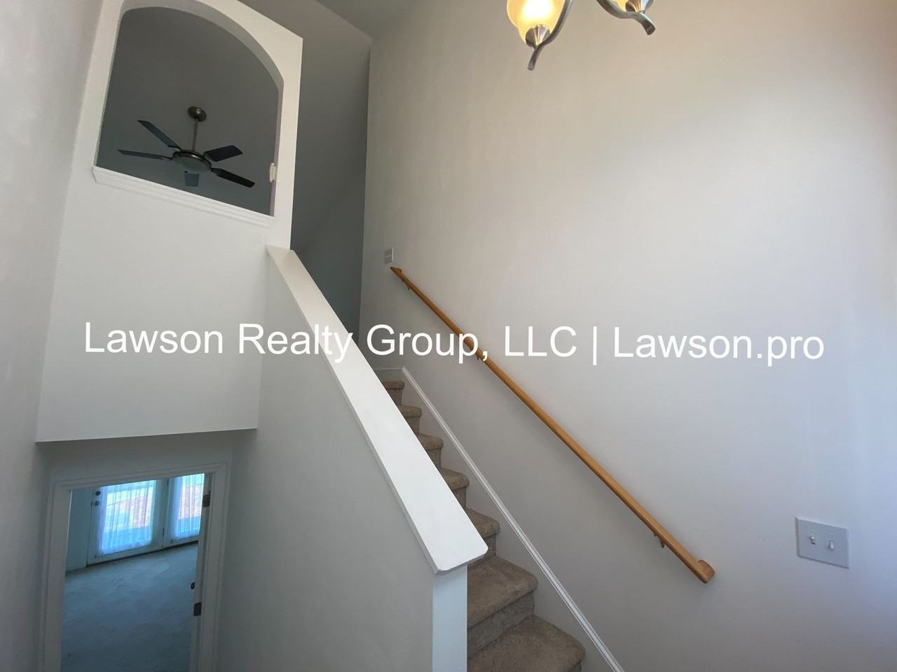 4827 Golfview Dr Ne - Photo 3 of 45