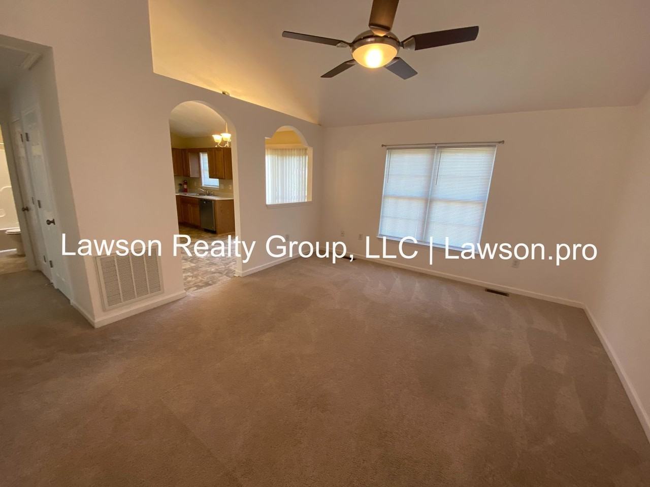 4827 Golfview Dr Ne - Photo 5 of 45