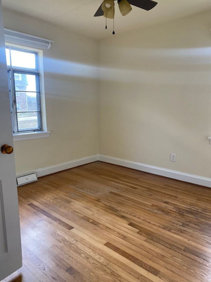 1706 Grayland St - Photo 3 of 13