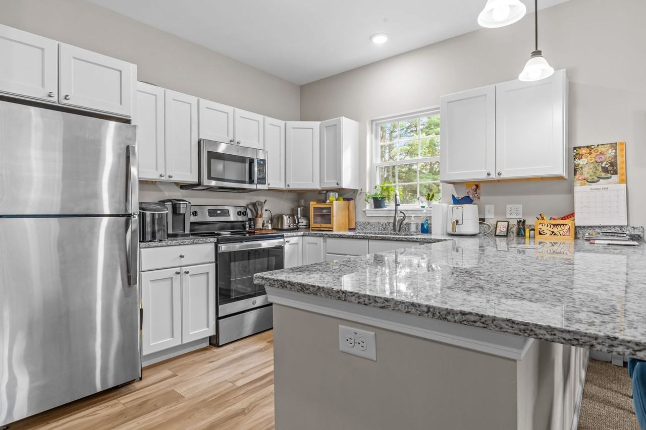 Pinecrest II - Photo 4 of 29