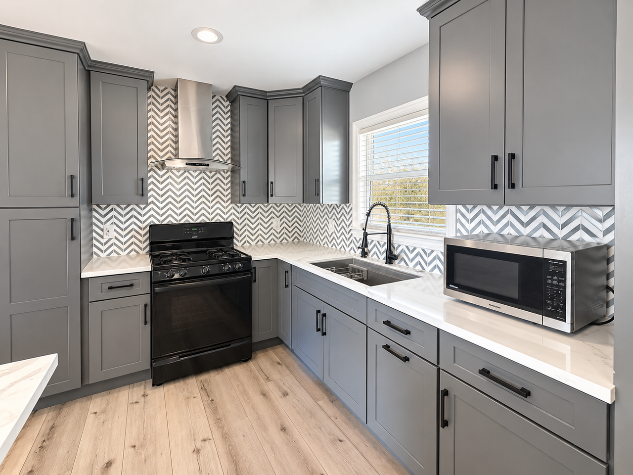 943 Washington Ave - Photo 5 of 21