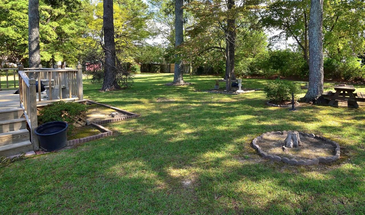 1813 Leggett Rd - Photo 4 of 18