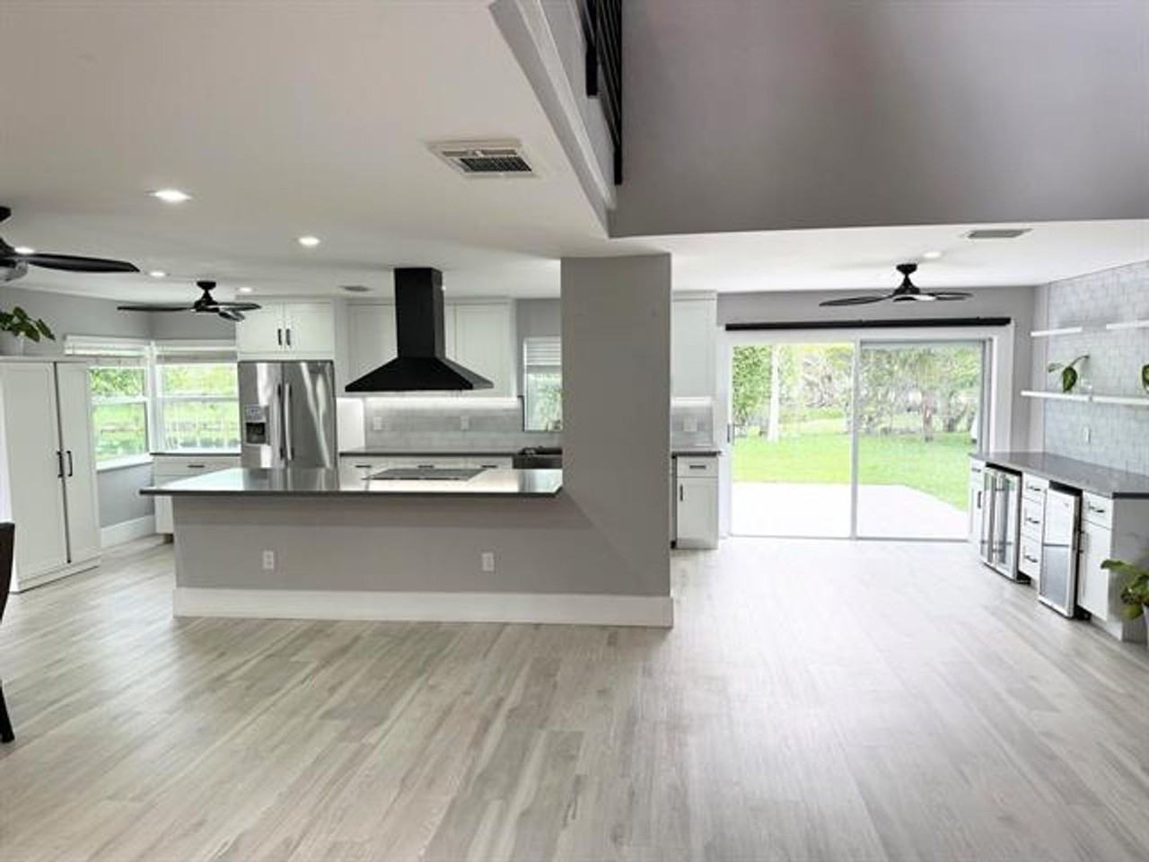 133 Sw 159th Way #133 - Photo 7 of 32