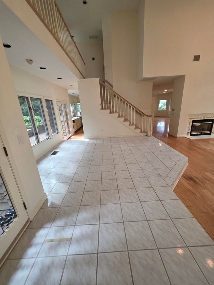 342 Long Cove Dr - Photo 4 of 26