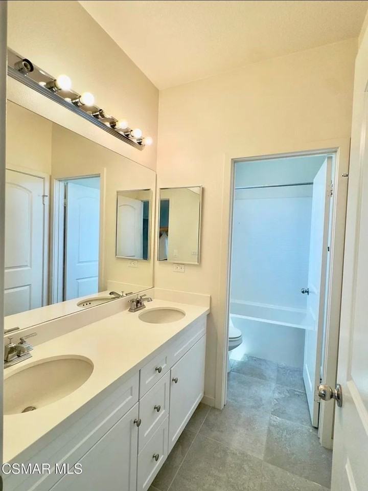 2591 W Lugaro Ln - Photo 5 of 11