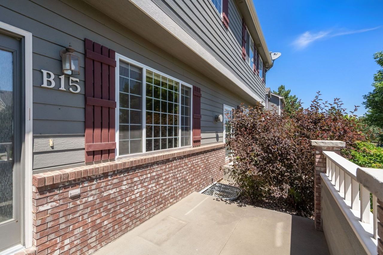 408 Strasburg Dr #B15 - Photo 5 of 50