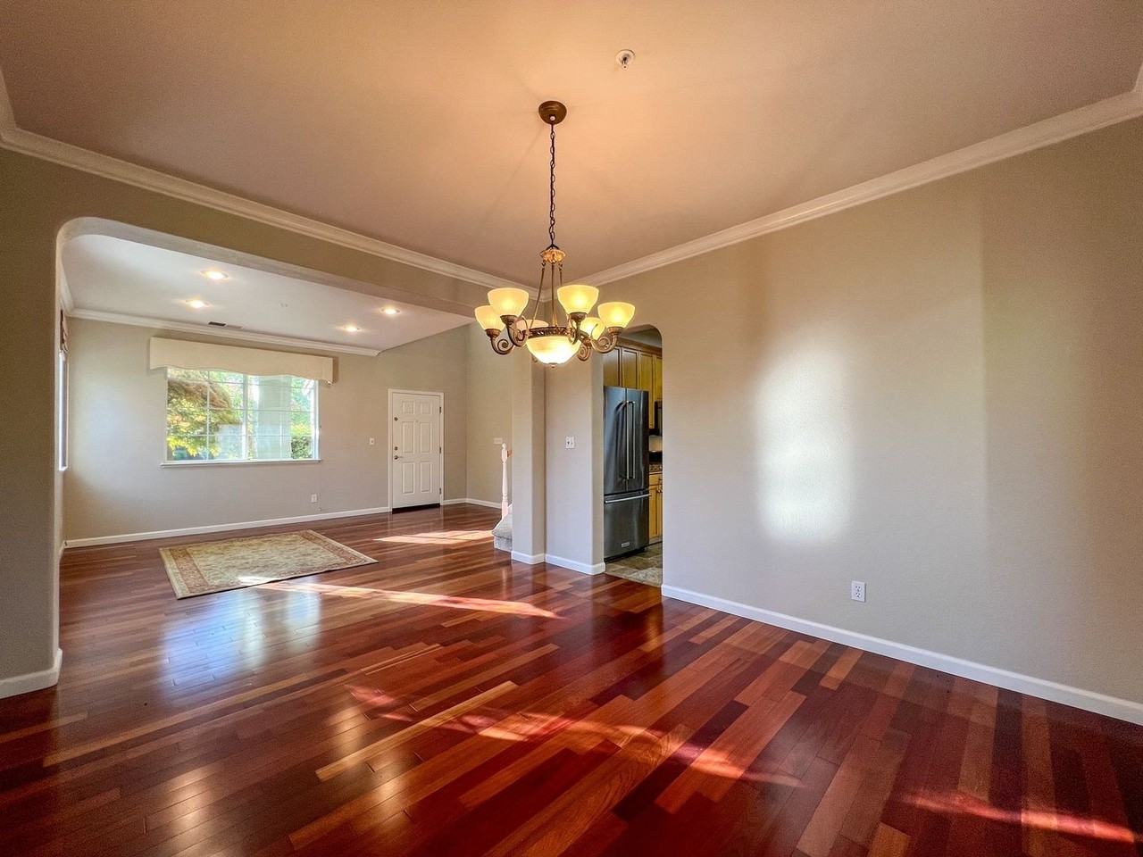 1416 Gordon Dr - Photo 6 of 37