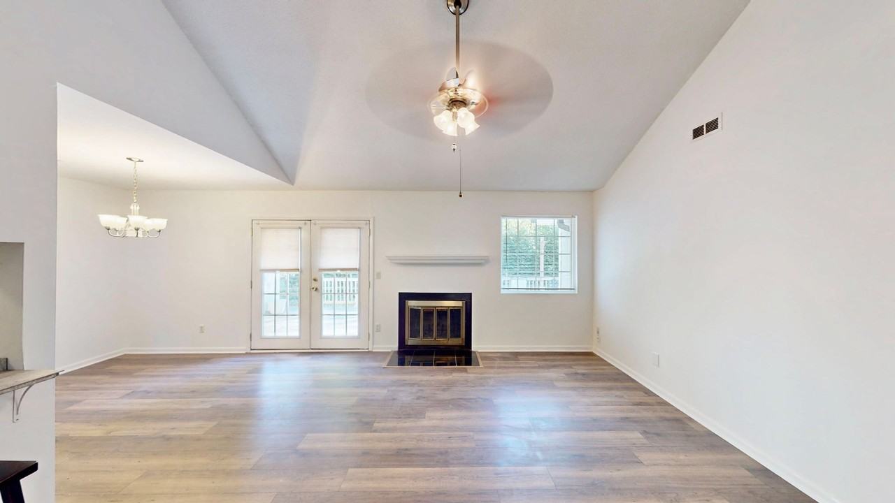 2836 Huntingtowne Farms Ln - Photo 4 of 21