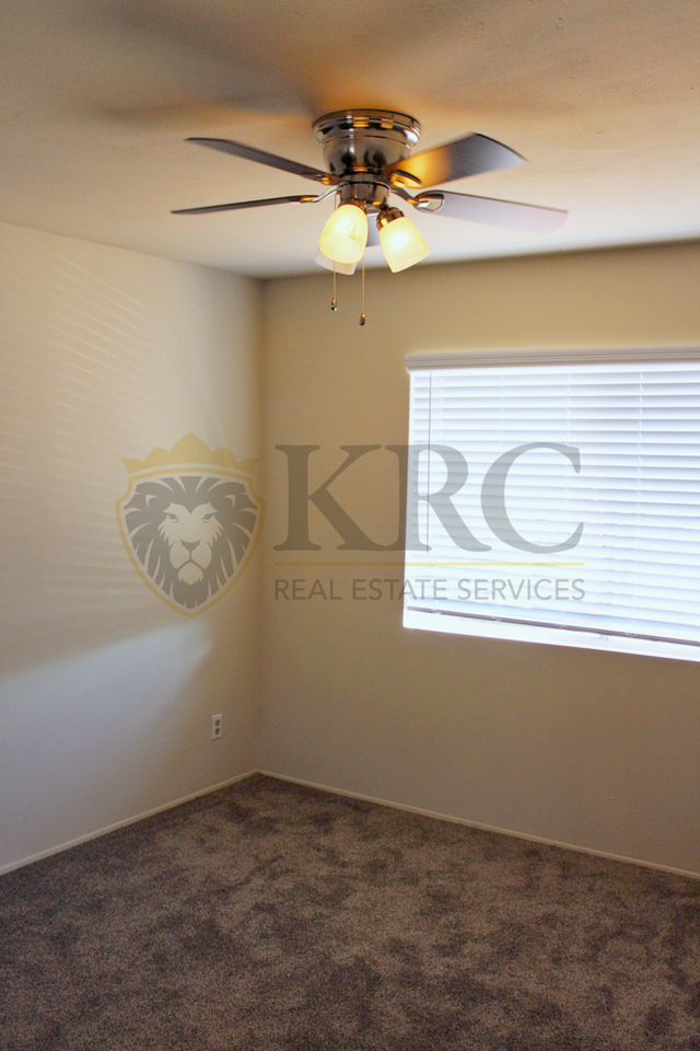 247 San Dimas Ave - Photo 3 of 12