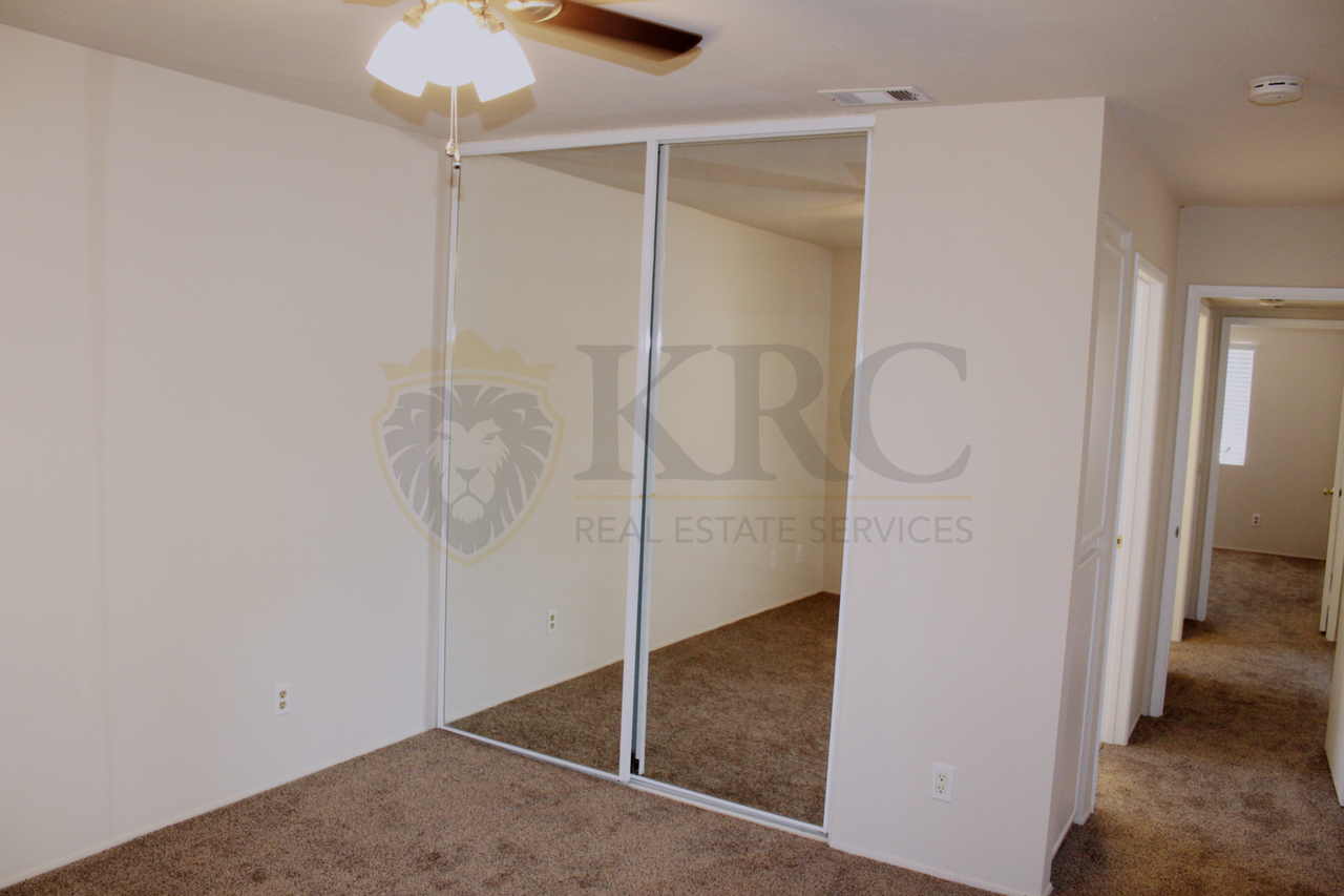 247 San Dimas Ave - Photo 6 of 12