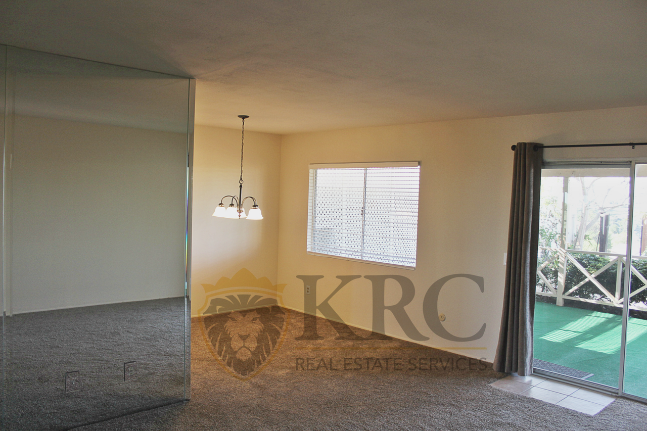 247 San Dimas Ave - Photo 7 of 12