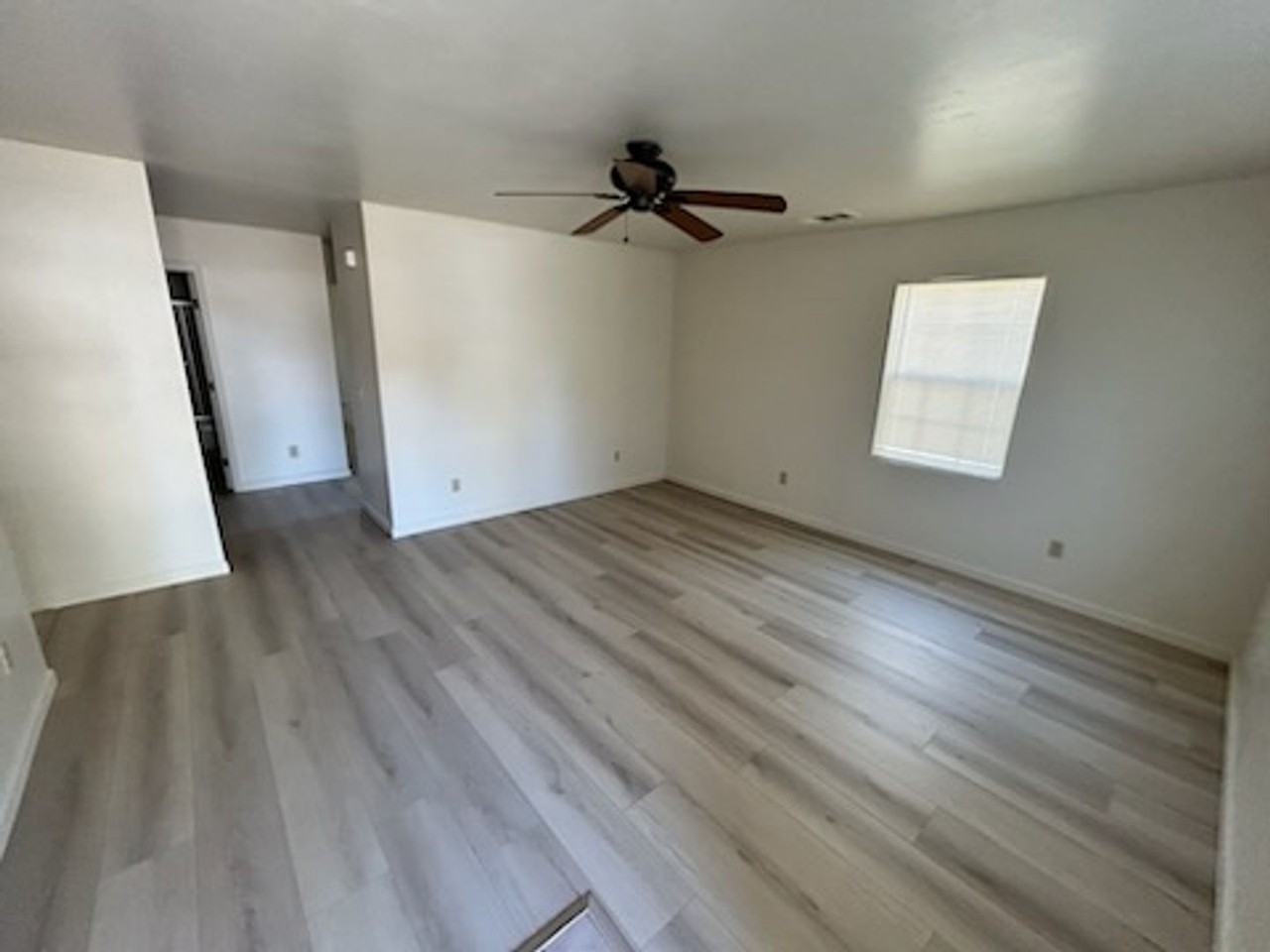 2454 18th Ave - Photo 3 of 7