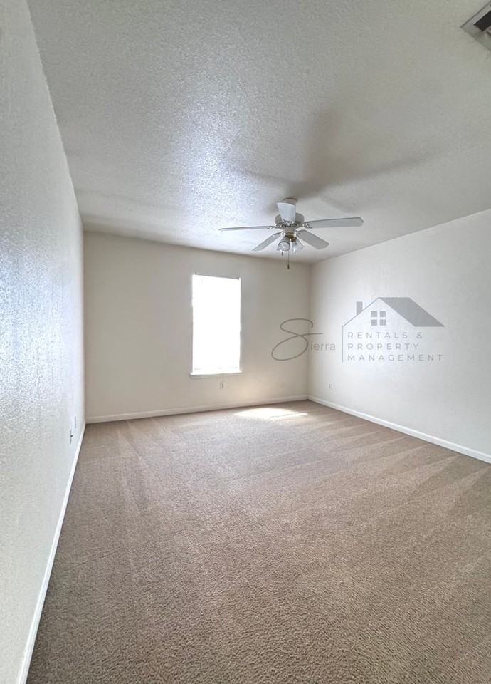 408 Deloris Dr - Photo 6 of 8