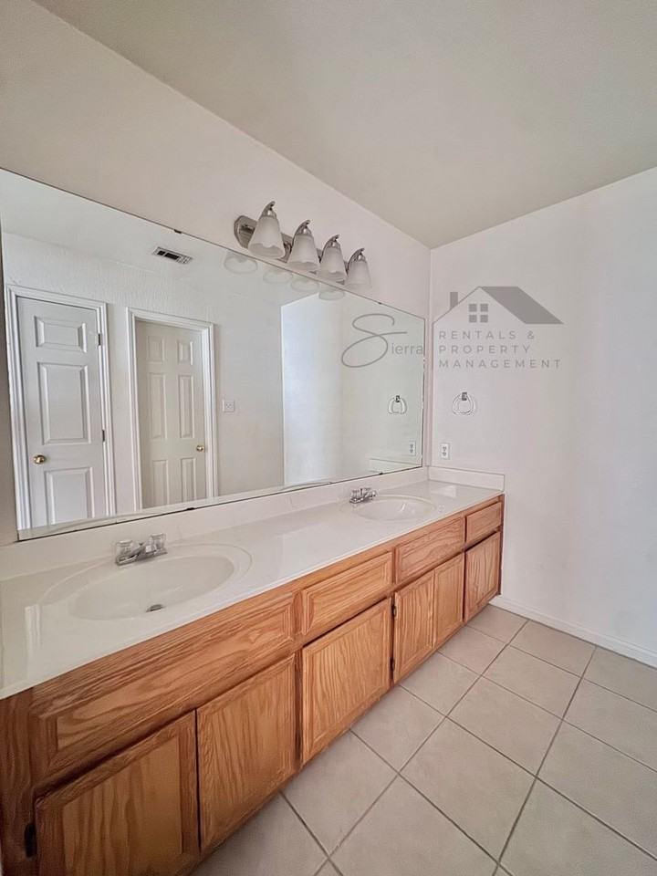 408 Deloris Dr - Photo 7 of 8
