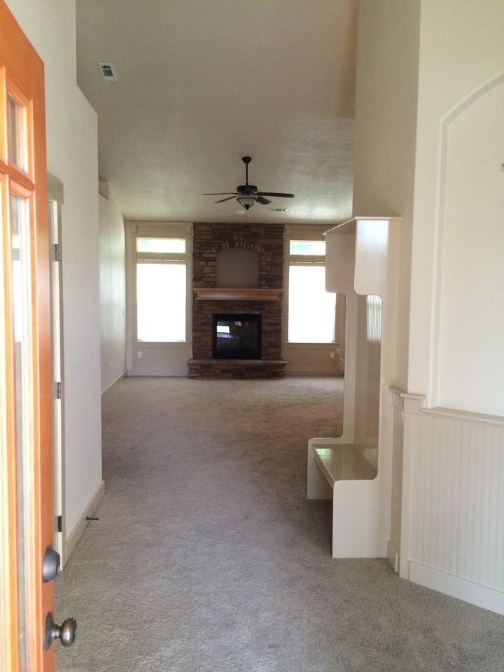 1960 W Kelly Creek Dr - Photo 2 of 23