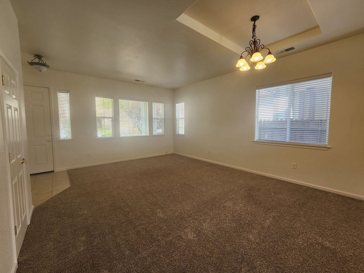 3493 Long Dr - Photo 5 of 24