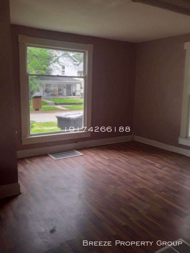 241 Harrison Ave - Photo 5 of 14