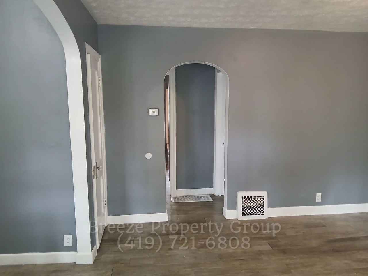557 Prospect Ave - Photo 4 of 22