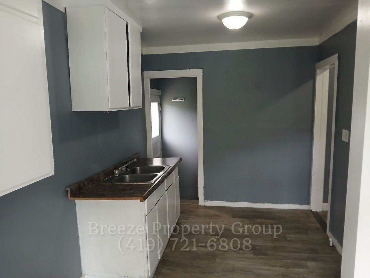 557 Prospect Ave - Photo 7 of 22
